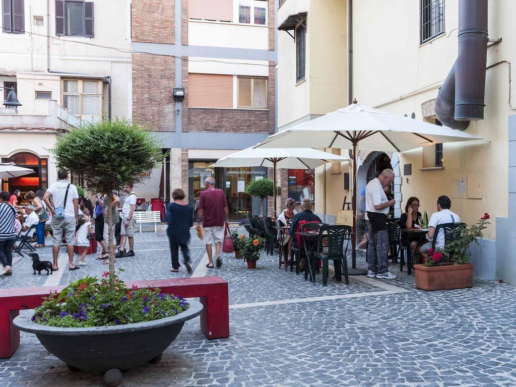 ホテル La Casa Degli Artisti 1 ネットゥーノ エクステリア 写真