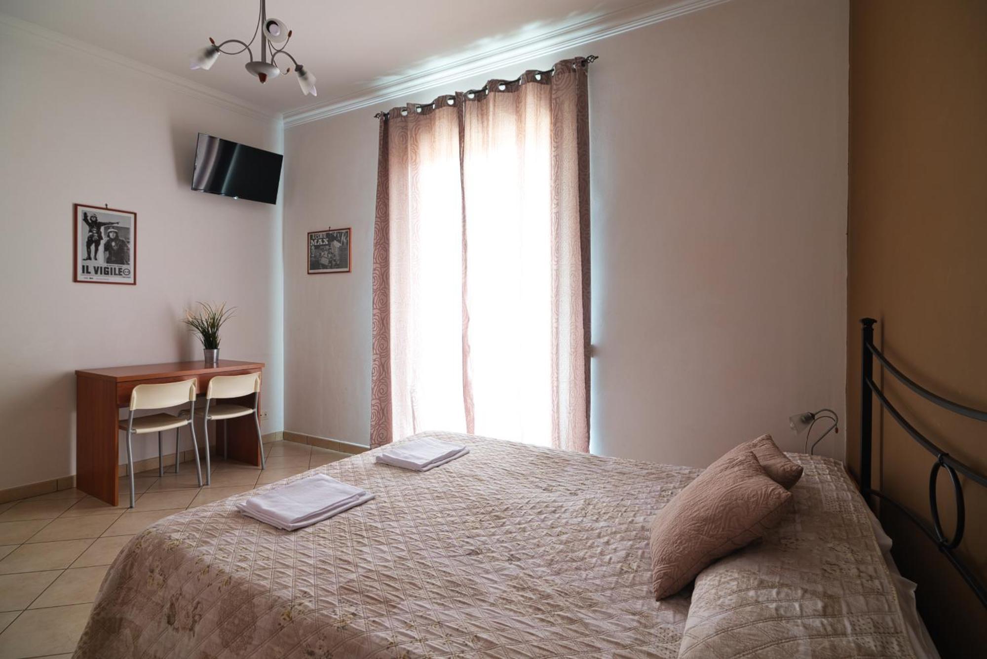 ホテル La Casa Degli Artisti 1 ネットゥーノ エクステリア 写真