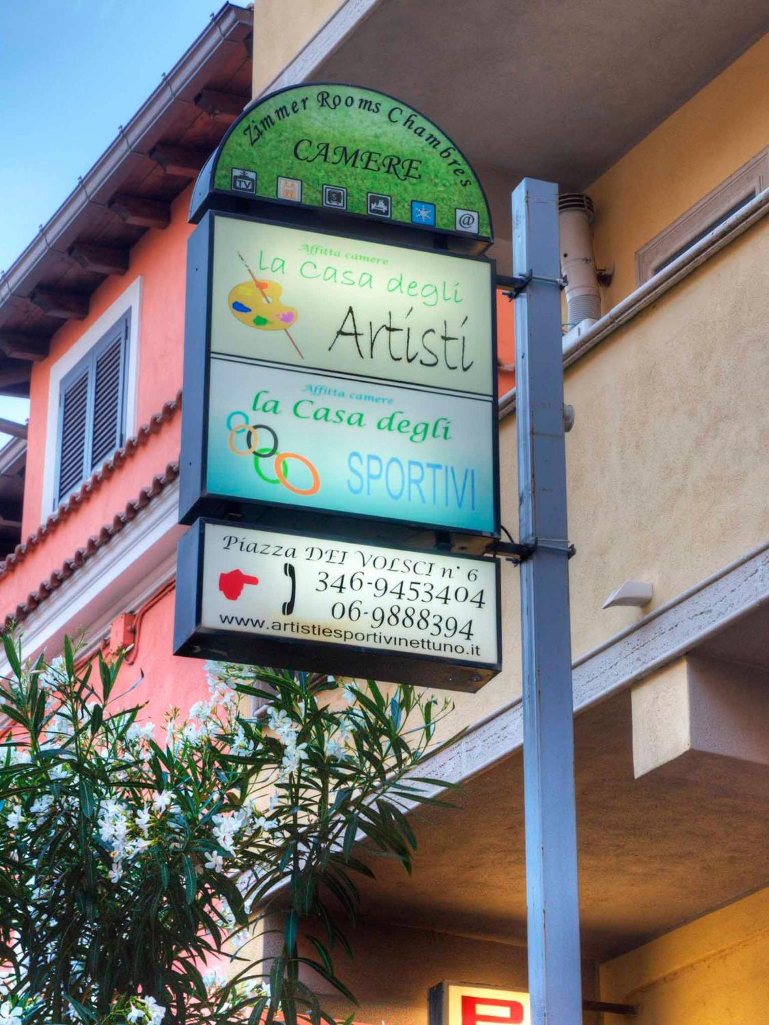 ホテル La Casa Degli Artisti 1 ネットゥーノ エクステリア 写真