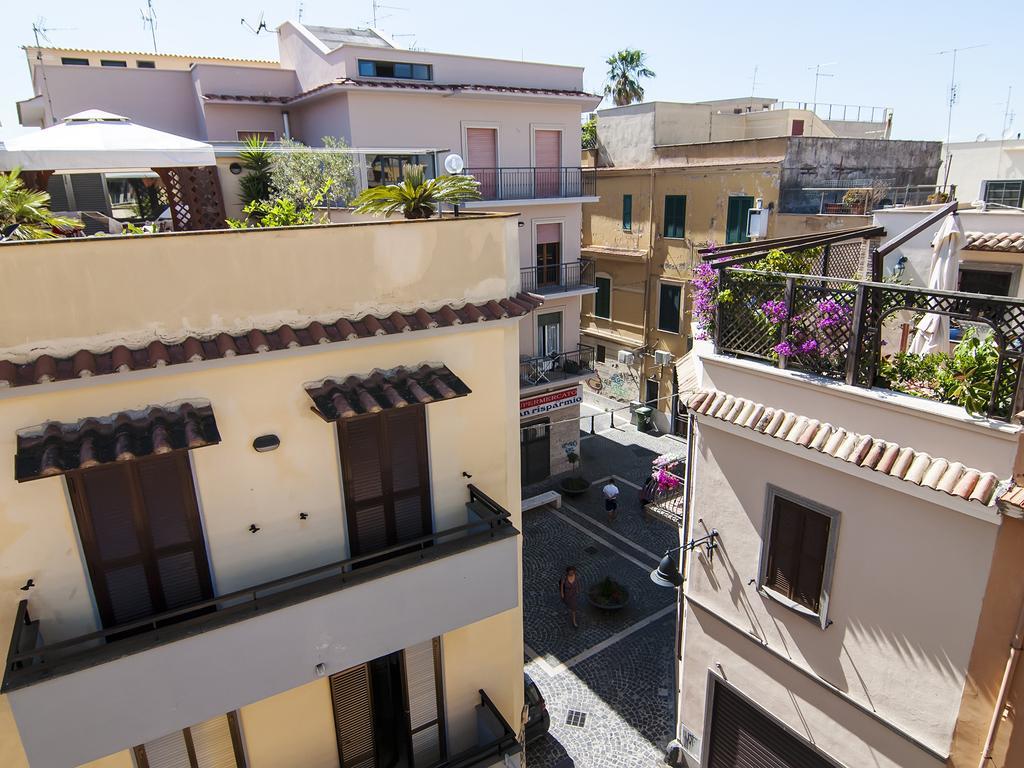 ホテル La Casa Degli Artisti 1 ネットゥーノ エクステリア 写真