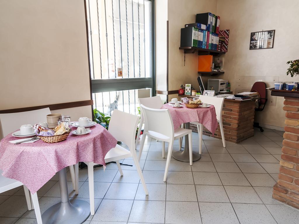 ホテル La Casa Degli Artisti 1 ネットゥーノ エクステリア 写真